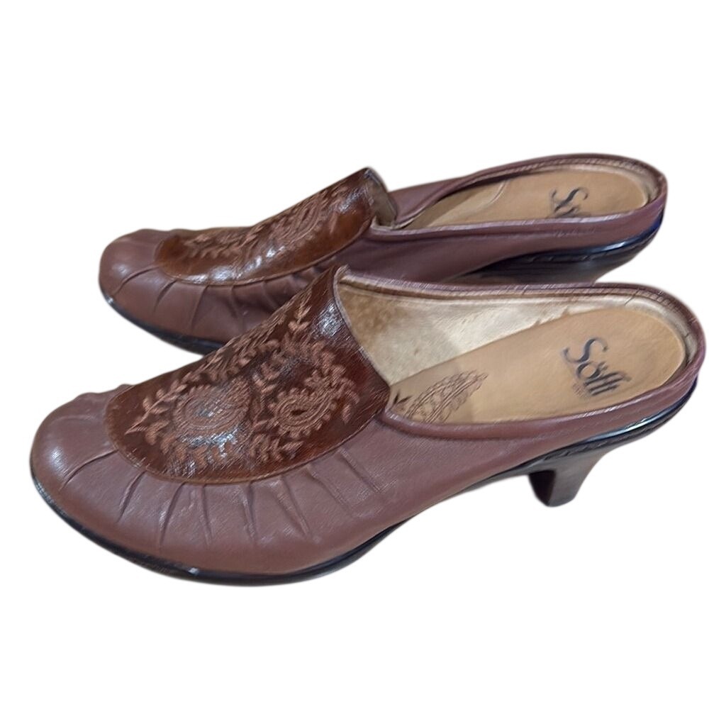 Sofft Women's Brown Leather Slip-On Shoes Clogs 8.5